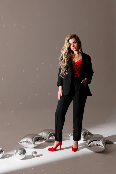 Деловой костюм из текстиля жакет с брюками зауженными к низу SandyNa 130561 черный - фото 5