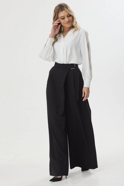 Брюки расклешённые на запах из костюмной ткани Lyushe 3675 - фото 2