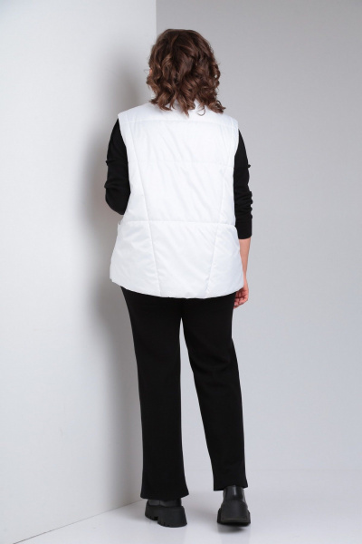 Теплый жилет на молнии с боковыми карманами и капюшоном Диомант 1941 белый - фото 8