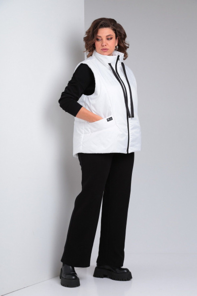 Теплый жилет на молнии с боковыми карманами и капюшоном Диомант 1941 белый - фото 6