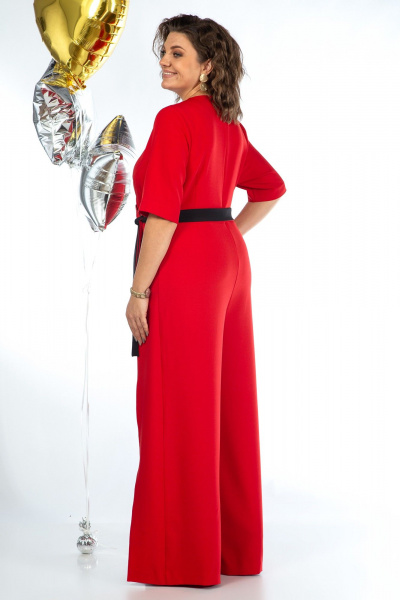 Комбинезон из текстиля с талевыми швами и поясом Alani Collection 2058 красно-черный - фото 11