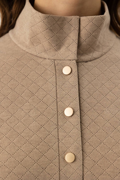 Бежевое трикотажное платье со спущенными рукавами и карманами Femme & Devur 80221 1.29F(170) - фото 4