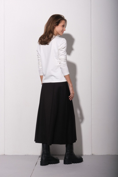 Белый трикотажный джемпер на каждый день Luitui R5033 молочный - фото 6