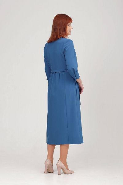 Платье с рельефными швами и регулируемым поясом Соджи 597 голубой - фото 5
