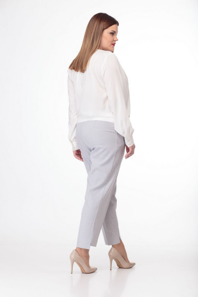 Летняя белая блуза с запахом и сложными складками Anelli 829 белый - фото 11