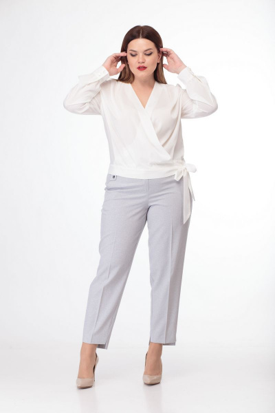 Летняя белая блуза с запахом и сложными складками Anelli 829 белый - фото 1