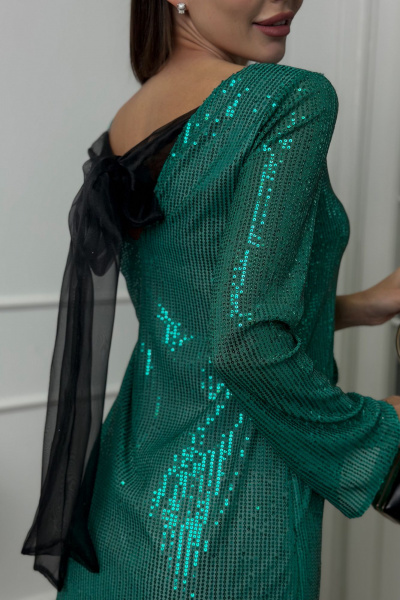Платье из пайеток с бантом на спине, нарядное THE.WOMAN 0147 изумруд - фото 4