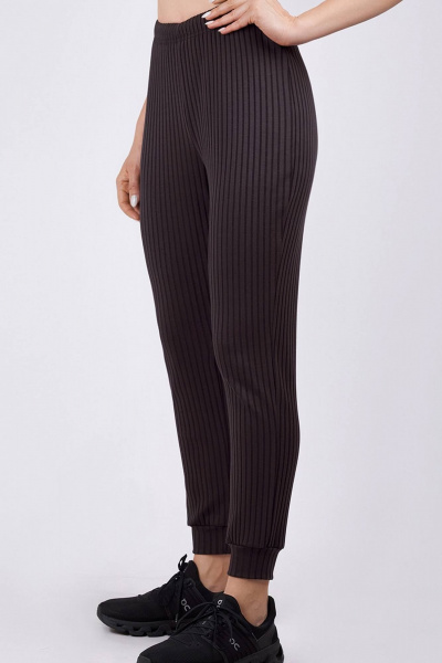 Брюки прямые из трикотажа с манжетами и высокой посадкой Verally 481-2 эспрессо - фото 1
