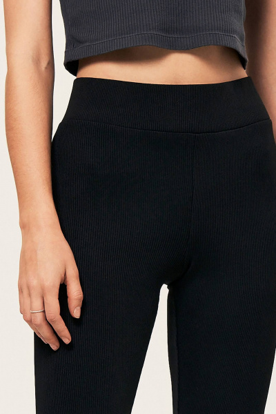 Леггинсы с штрипкой из утепленного трикотажа на широком поясе LeNata 15360 черный - фото 4