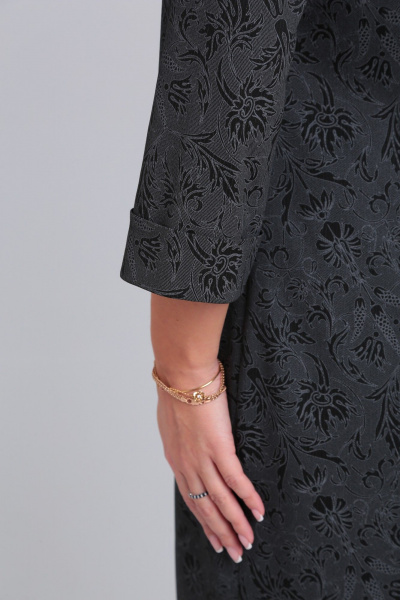 Платье повседневное с нагрудными вытачками и декоративным бантом Angelina & Сompany 945 - фото 9