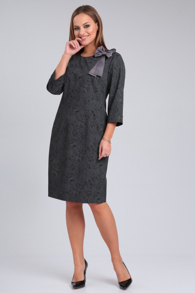 Платье повседневное с нагрудными вытачками и декоративным бантом Angelina & Сompany 945 - фото 6