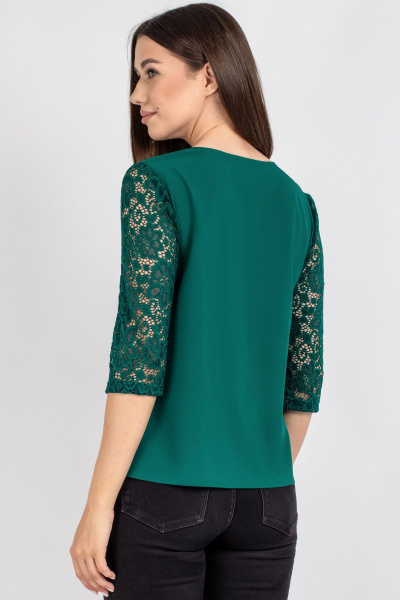 Демисезонная блуза из гипюра с нагрудными выточками VIZAVI 704 изумруд - фото 6