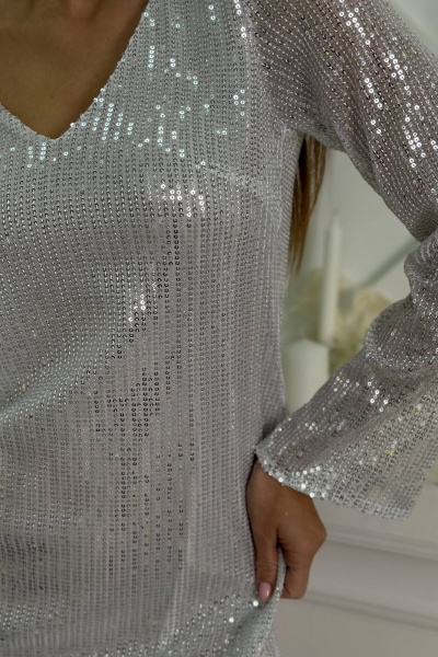 Круглогодичное платье с V-образным вырезом THE.WOMAN 0159 серебряный - фото 4