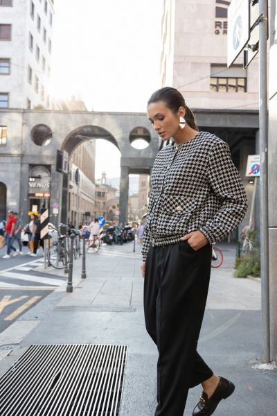 Бомбер из текстиля с узором гусиной лапки и клапанами EZER 1002 молочно-черный - фото 13