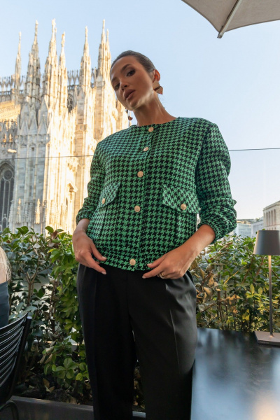 Бомбер из фактурной ткани с узором гусиной лапки EZER 1004 черно-зеленый - фото 20