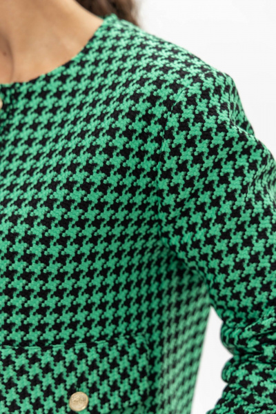 Бомбер из фактурной ткани с узором гусиной лапки EZER 1004 черно-зеленый - фото 9