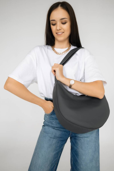 Серая кожзам сумка-месяц с вместительным отделом и регулировкой ручки MT.Style LUNA2 grafit - фото 2
