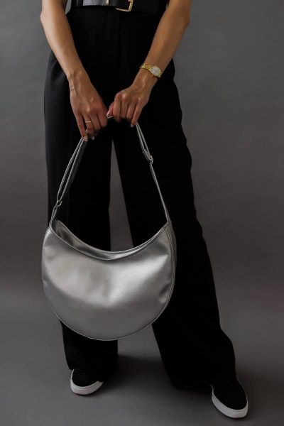 Серая кожзам сумка-месяц с карманами и регулировкой ручки MT.Style LUNA2 silver - фото 4