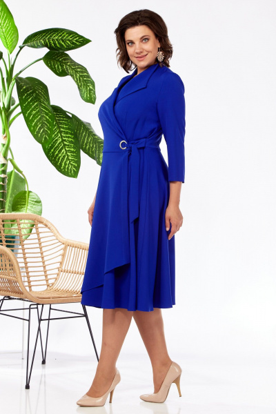 Платье на запах с отрезной талией из вискозы Pocherk 1-015 электрик - фото 12