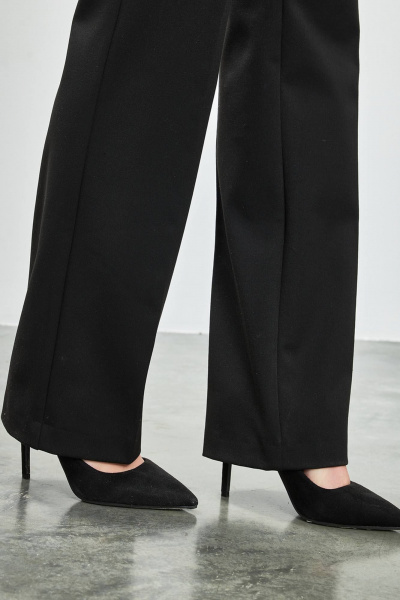 Демисезонные черные брюки из текстиля для делового образа Femme & Devur 1714 2.3F(164) - фото 5