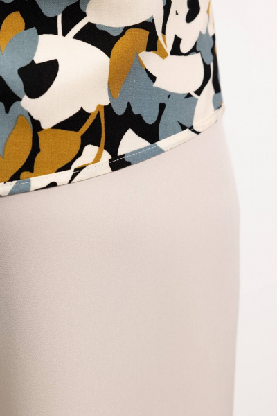 Блуза из вискозы с принтом для базового гардероба Femme & Devur 70048 4.77F(170) - фото 5