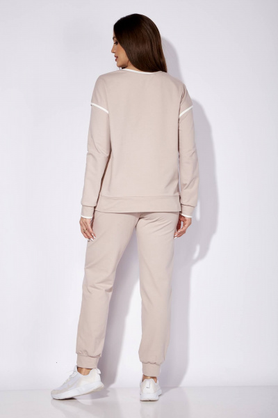 Бежевый комплект из брюк, жилета и свитшота в спорт-шик TAiER 1257 - фото 10