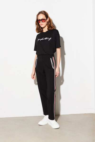 Брюки с контрастной молнией и широкими лампасами из трикотажа DAVYDOV 9292 - фото 1