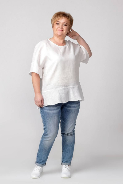 Белая блуза из льна с воланом и спущенным плечом для летних образов Соджи 440 белый - фото 1