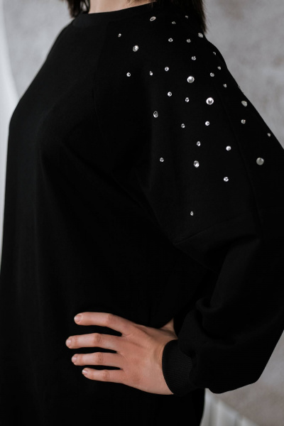 Черное платье из трикотажа с кристаллами для нарядных мероприятий BUNABOUTIQUE 2075 - фото 3