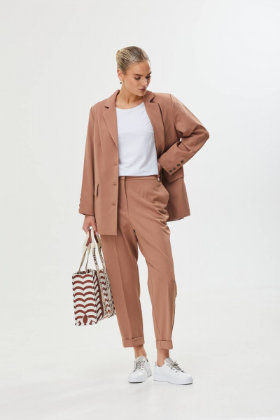 Костюм брючный 2-ка из текстиля с прямыми брюками и жакетом Твой имидж 1606 карамель - фото 4