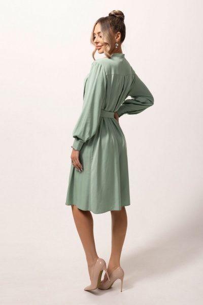 Демисезонное текстильное платье трапеция с поясом Golden Valley 4938 зеленый - фото 3