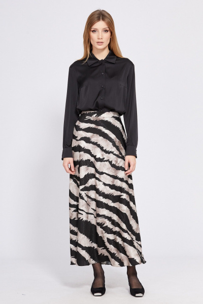 Демисизонная блуза из атласа черная в стиле на каждый день EOLA 2508.1 черный - фото 4