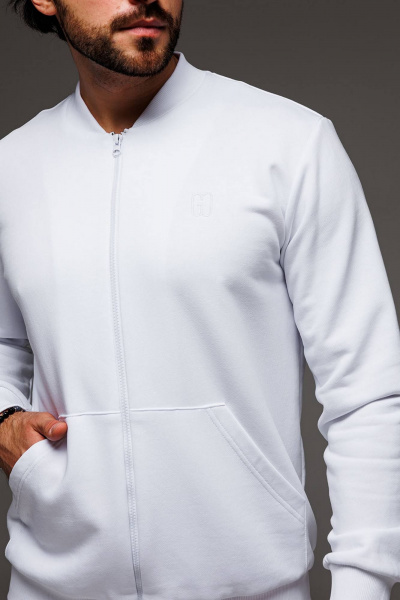 Демисезонный спортивный костюм бомбер и брюки из трикотажа GO M3071/01-01 - фото 3