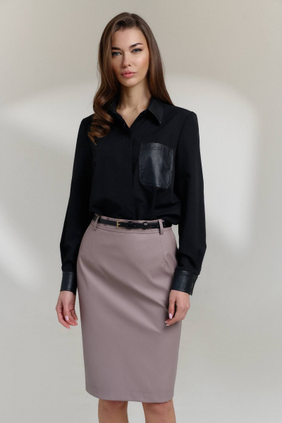 Блузка с воротником и нагрудным карманом из экокожи DILIA 0809 черный - фото 1