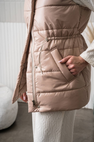 Жилет из плащевой ткани с кулиской и прорезными карманами GlasiO 16028-2 - фото 6