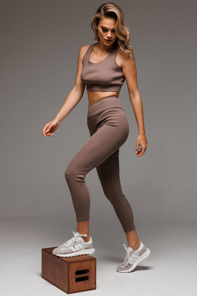 Бежевые спортивные леггинсы и топ из кашкорсе GO F3068/04-03 - фото 3