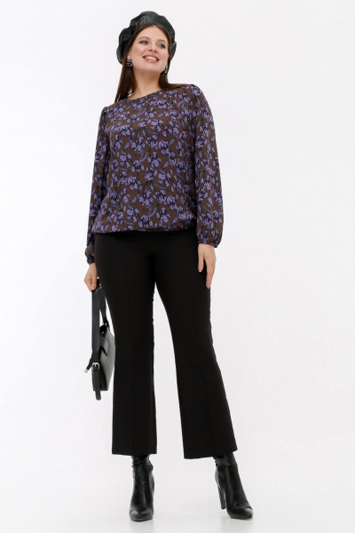 Блуза свободного силуэта с рельефами, демисезон La rouge 6274 ирисы-набивной - фото 3