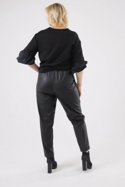 Брюки из эко-кожи зауженные с смещённым швом для больших размеров Tammi 3Т78-24/2 черный - фото 2