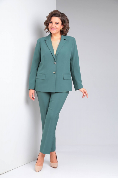 Деловой костюм из текстиля с жакетом и брюками без рукавов Vilena 917 полынь - фото 1