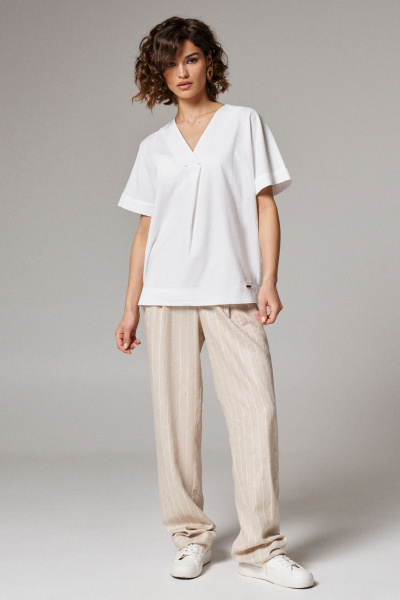 Белая хлопковая блуза прямого силуэта с коротким рукавом Панда 174240w белый - фото 6