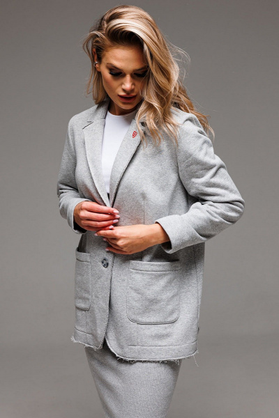 Костюм из трикотажа с лацканами и облегающей юбкой GO F7065/50-04.170-176 - фото 3