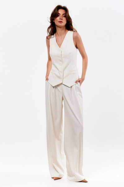 Костюм 2-ка жилетка и брюки палаццо с складками KaVaRi 8022.1 молоко_полоска - фото 1
