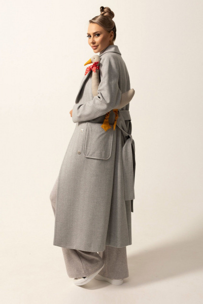 Пальто с двубортной застежкой и съемным поясом из текстиля Golden Valley 7149 серый - фото 4