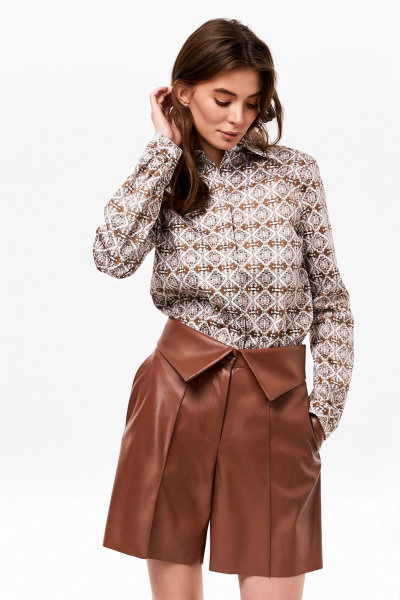 Демисезонные шорты из экокожи с карманами и разрезом KaVaRi 3008.1 коричневый - фото 7