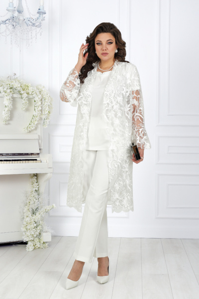 Вечерний брючный костюм из гипюра и сатина с поясом Ninele 5989 молочный - фото 1