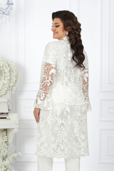 Вечерний брючный костюм из гипюра и сатина с поясом Ninele 5989 молочный - фото 20