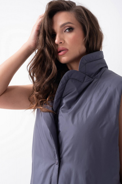 Длинный жилет на утеплителе с поясом из плащёвой ткани ArtMio С-176 - фото 3