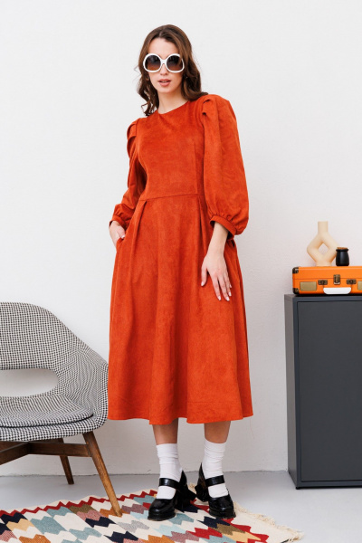 Миди платье из искусственной замши и трикотажа с вытачками NikVa 449-1 терракот - фото 2