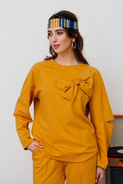 Джемпер свободного силуэта с разрезами и бантами NikVa 459-2 горчица - фото 2