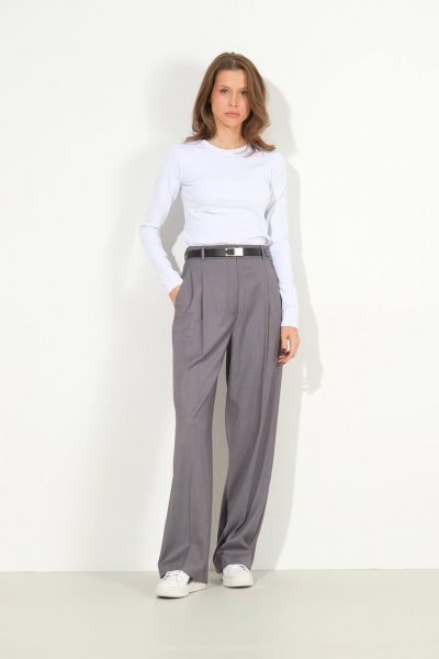 Белый трикотажный джемпер на демисезонье Luitui R5066 белый - фото 2